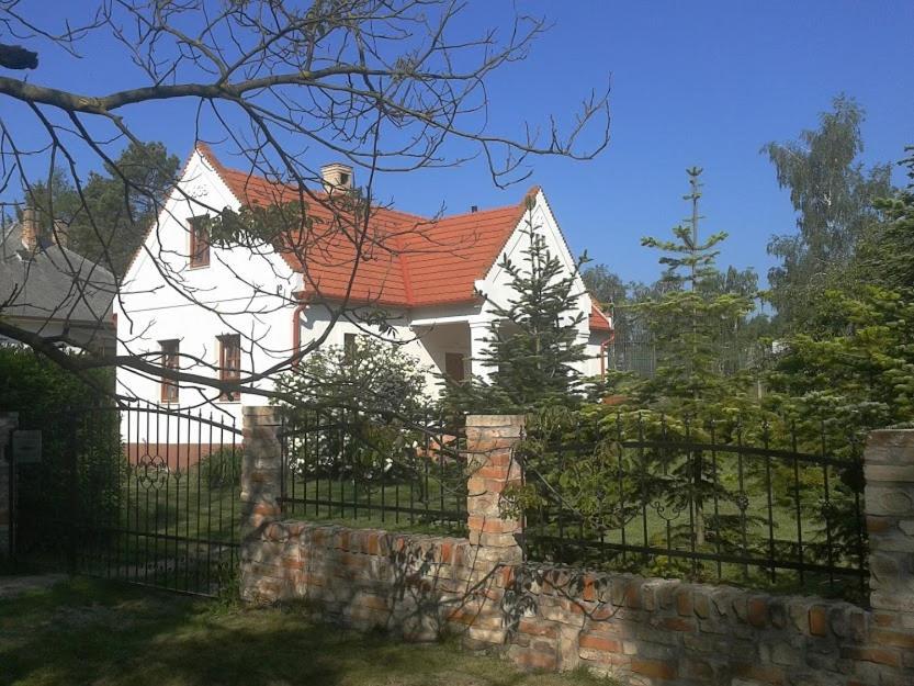 Park Vendeghaz Hotell Herend Exteriör bild